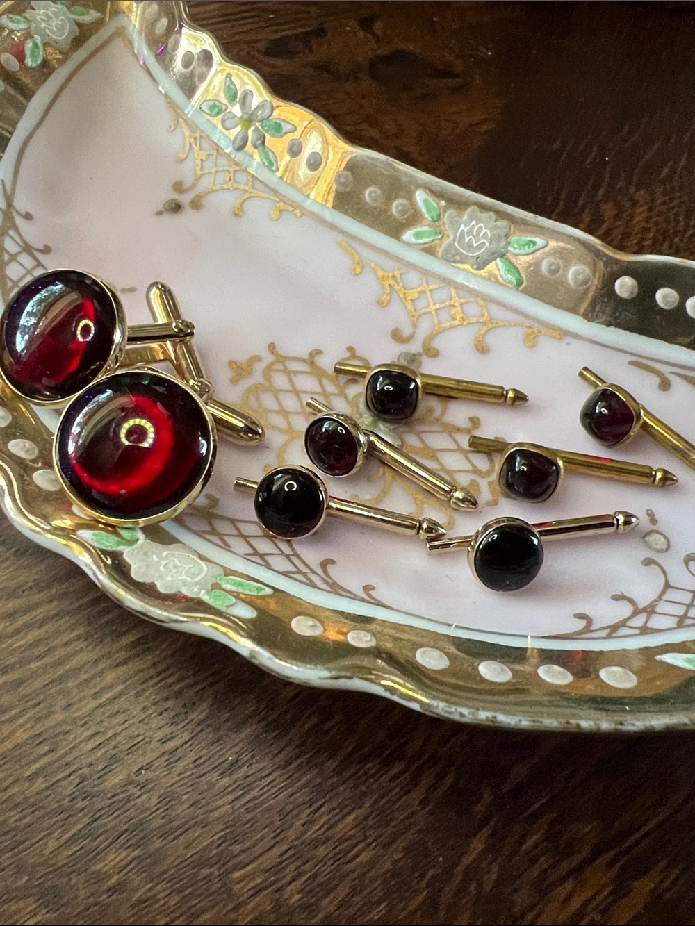 Vintage SWANK Red Glass Cabachon Full Set/Tuxedo Cufflinks and Studs RARE
